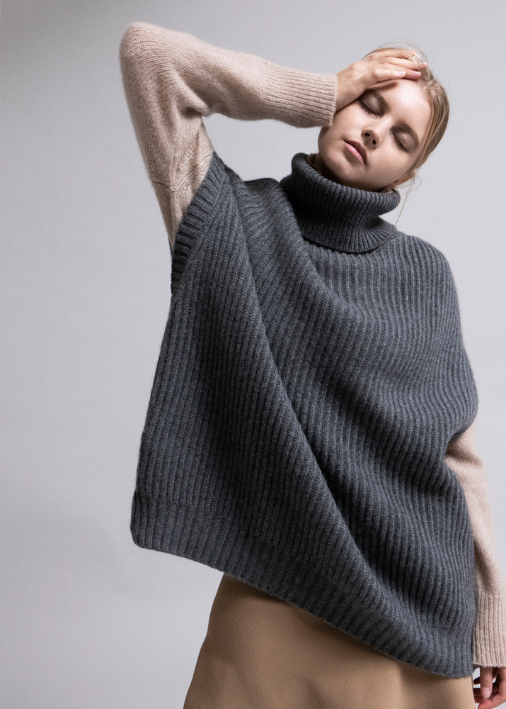 HIMALAYAN CASHMERE _ Ribbed cashmere T/neck poncho